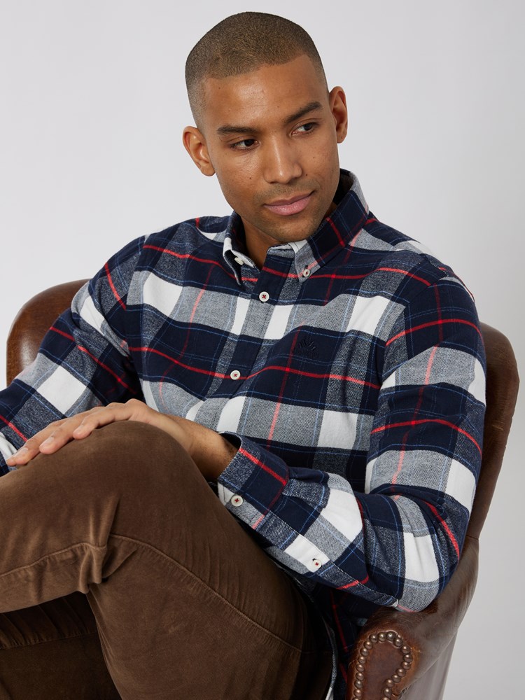Morzine skjorte - regular fit 7501306_EM6-JEANPAUL-W22-Modell-Front_9825.jpg_Front||Front