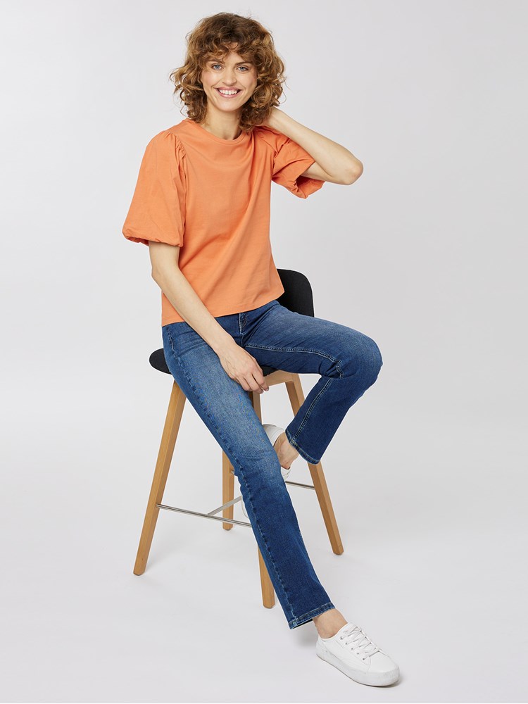 Mathilda Topp 7501371_K2J-MELL-A22-Modell-Front_chn=vic_8996_Mathilda Topp K2J 7501371.jpg_Front||Front