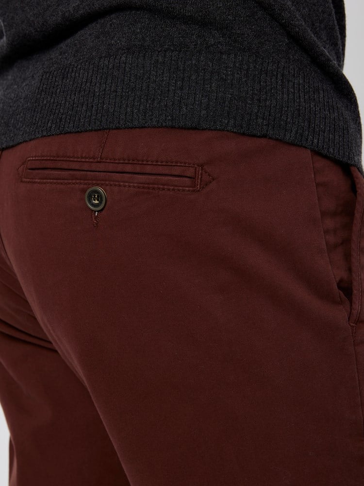 Aron chinos 7501379_AJL-VESBAR-A22-details_Aron chinos AJL 7501379.jpg_