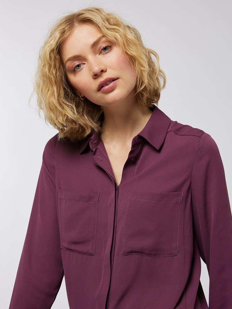 Lisette skjorte 7501408_MWY-MELL-A22-Modell-Front_chn=vic_7577_Lisette skjorte MWY_Lisette skjorte MWY 7501408.jpg_Front||Front