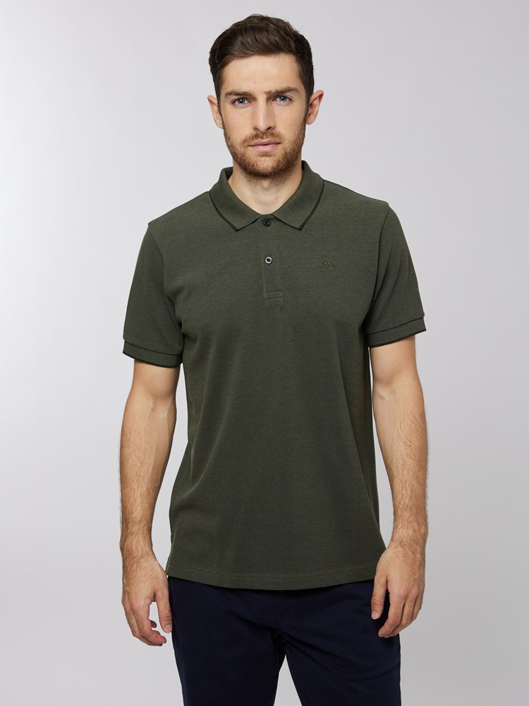 James pique 7501448_GOY-VESB-A22-Modell-Front_chn=vic_4097.jpg_Front||Front