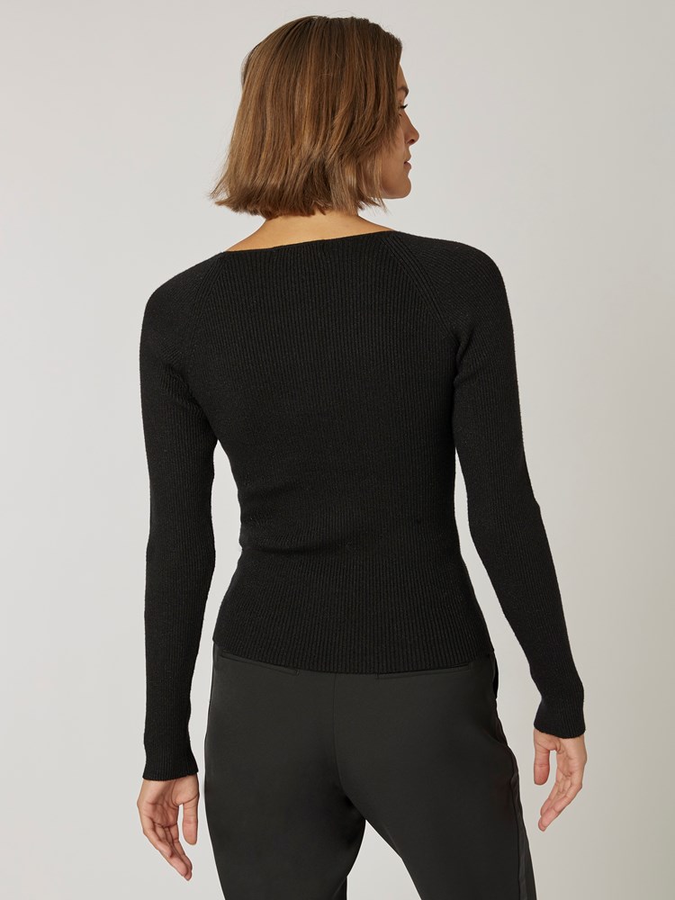 Mick topp 7501531_CAB-BLU-W22-Modell-Back_chn=vic_884_Mick topp CAB 7501531.jpg_Back||Back