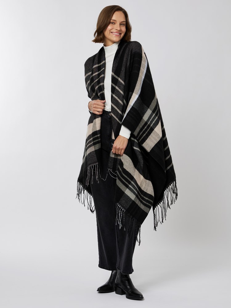 Check poncho 7501562_CAB-BLU-A22-Modell-Front_chn=vic_742_Check poncho CAB 7501562.jpg_Front||Front