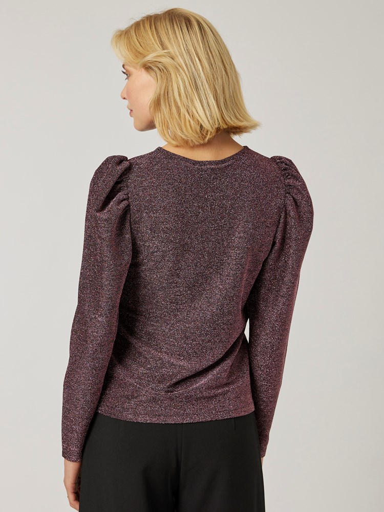 Aleah topp 7501645_MQA-MELL-W22-Modell-Back_chn=vic_9185_Aleah topp MQA 7501645.jpg_Back||Back