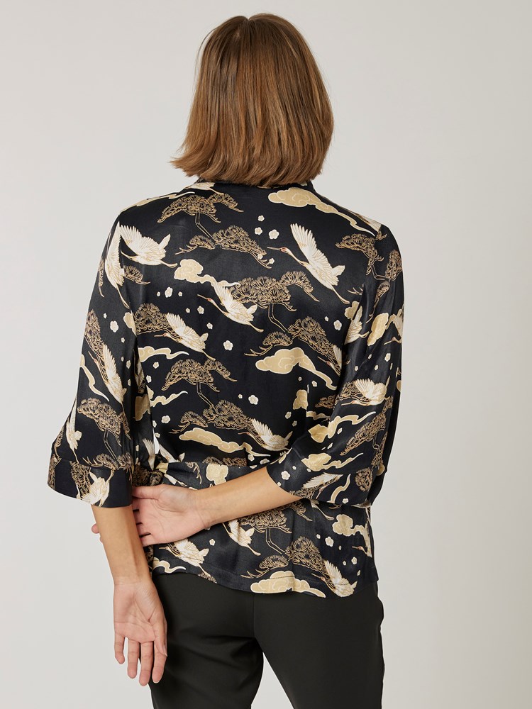 Maiko bluse 7501726_CAB-BLU-W22-Modell-Back_chn=vic_4190_Maiko bluse CAB_Maiko bluse CAB 7501726.jpg_Back||Back