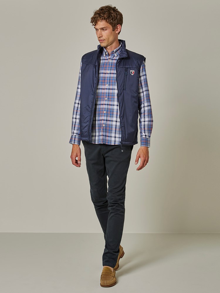 Michel vest 7501895_EM6_Jean Paul_Michel Vest_S23_Modell (3)_Michel vest EM6.jpg_