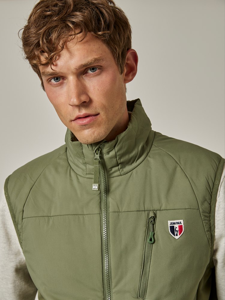 Michel vest 7501895_GMM-JEANPAUL-S23-Modell-Front_994_Michel vest GMM.jpg_Front||Front