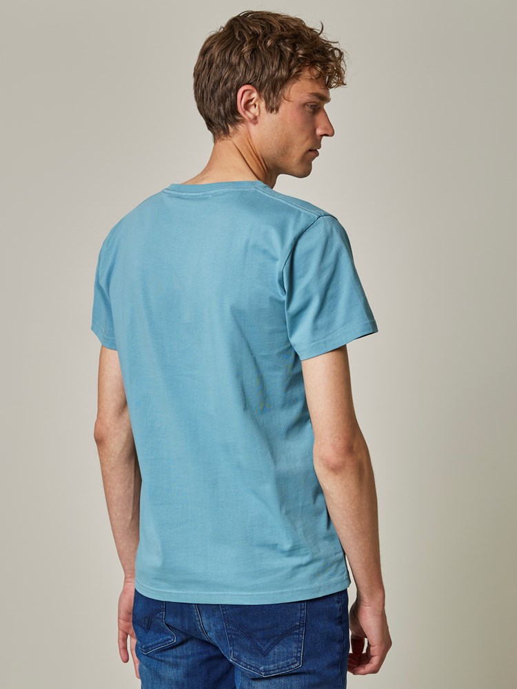Loup T-skjorte 7501910_ECW-JEANPAUL-S23-Modell-Front_4387_Loup T-skjorte ECW.jpg_Front