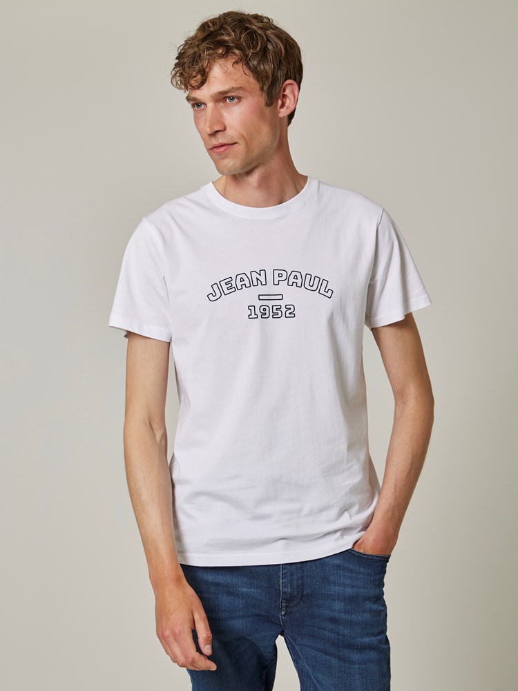 Loup T-skjorte 7501910_O68-JEANPAUL-S23-Modell-Front_2107_Loup T-skjorte O68.jpg_Front