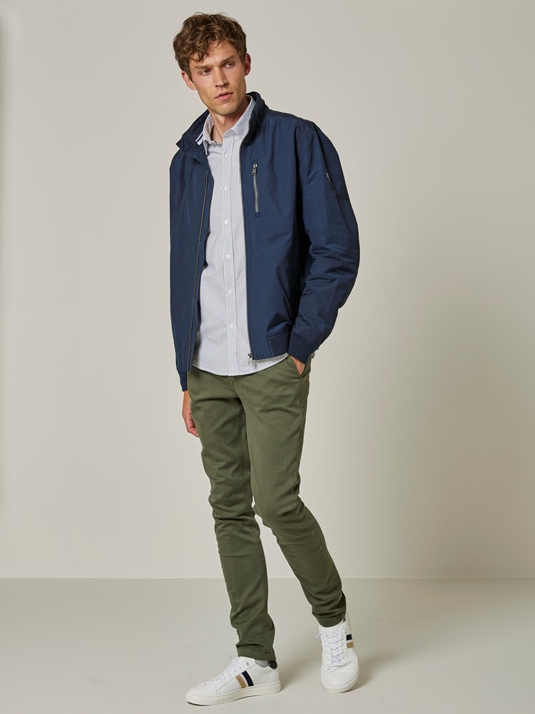 Becker jakke 7502007_EM6-JEANPAUL-S23-Modell-Front_2349.jpg_Front||Front