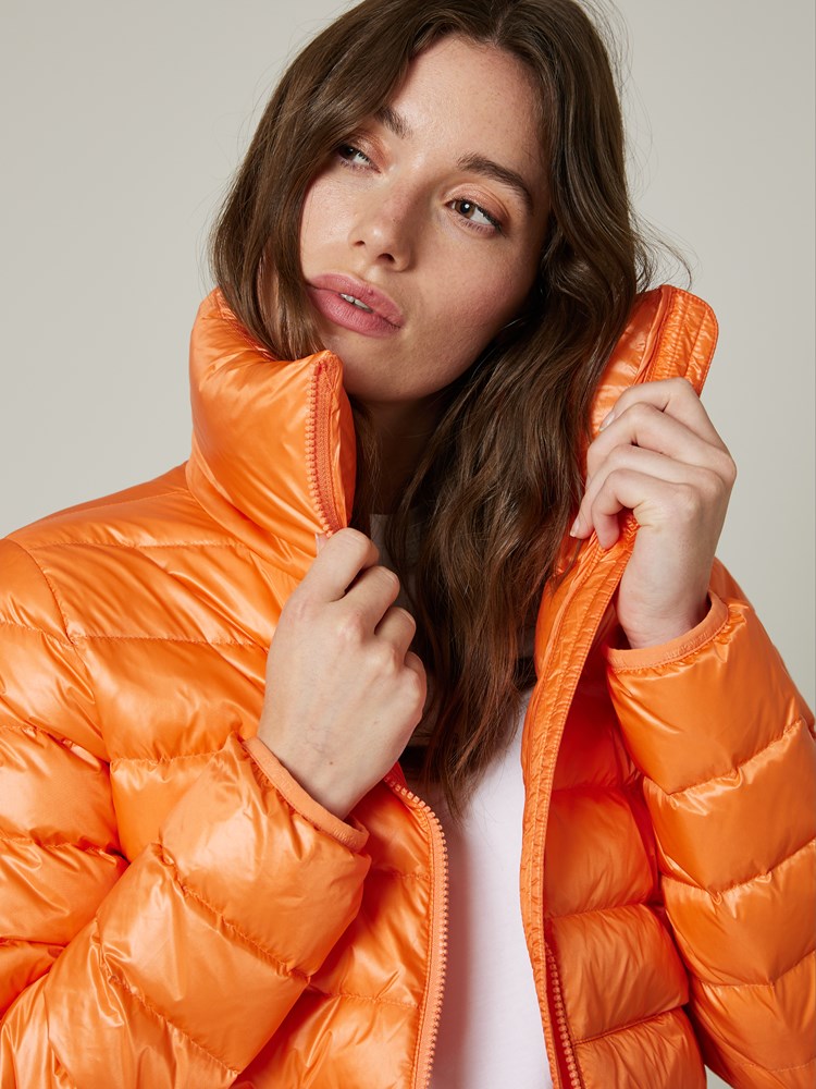 Oona dunjakke 7502164_I3E-JEANPAUL-S23-Modell-Front_2389_287_Oona dunjakke 287_Oona dunjakke 287 7502164.jpg_
