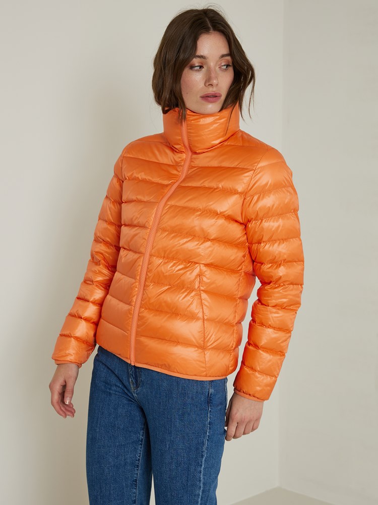 Oona dunjakke 7502164_I3E-JEANPAUL-S23-Modell-Front_5063 (1)-NO-LOGO_287_Oona dunjakke 287_Oona dunjakke 287 7502164.jpg_