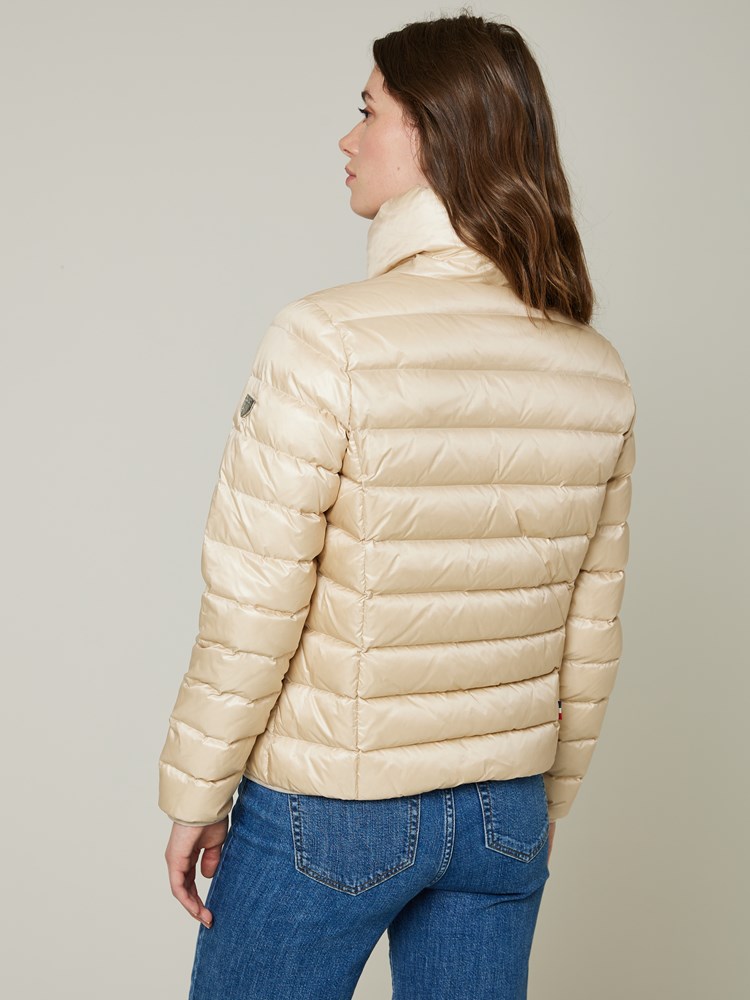 Oona dunjakke 7502164_I3E-JEANPAUL-S23-Modell-Front_6552_Oona dunjakke I3E_Oona dunjakke I3E 7502164.jpg_Front||Front