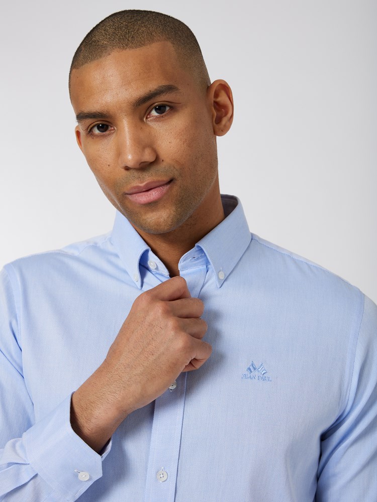 Peretti skjorte - slim fit 7502248_AEI-JEANPAUL-W22-Modell-Front_9358 (2)_Peretti skjorte - slim fit E9O 7502248.jpg_