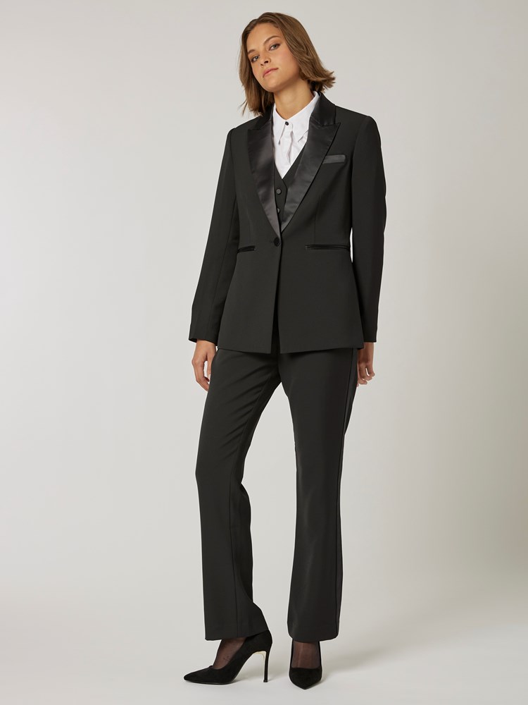 Tux blazer 7502317_CAB-BLU-W22-Modell-Front_chn=vic_6550_Tux blazer CAB 7502317.jpg_Front||Front