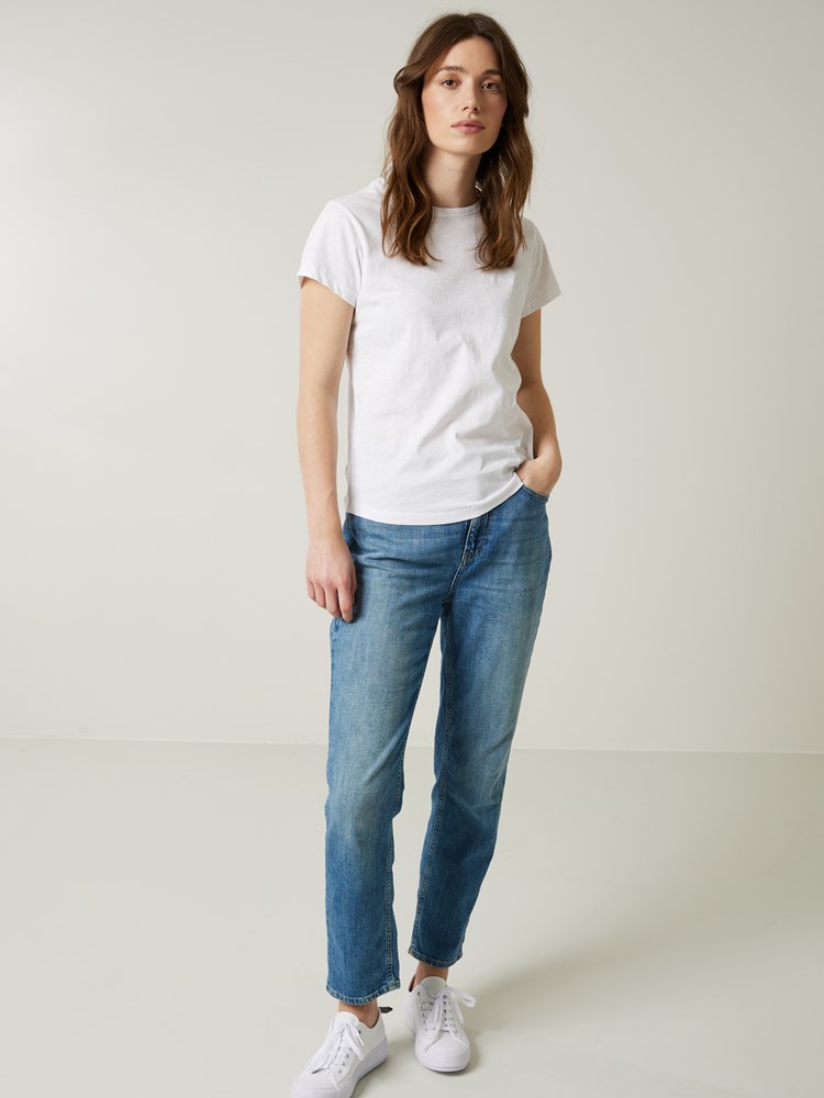 Petra mom jeans 7502505_DAB_Petra Mom Jeans_S23 (1)_Petra mom jeans DAB 7502505.jpg_