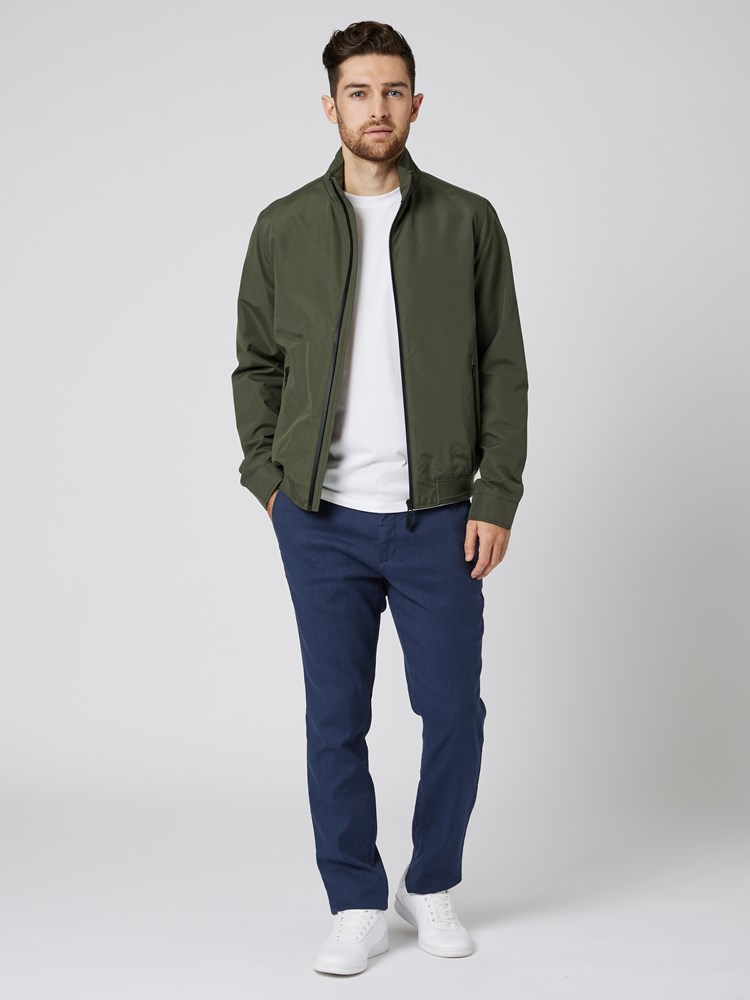 Cooper jakke 7502691_GOZ-VESB-S23-details_chn=vic_5310.jpg_