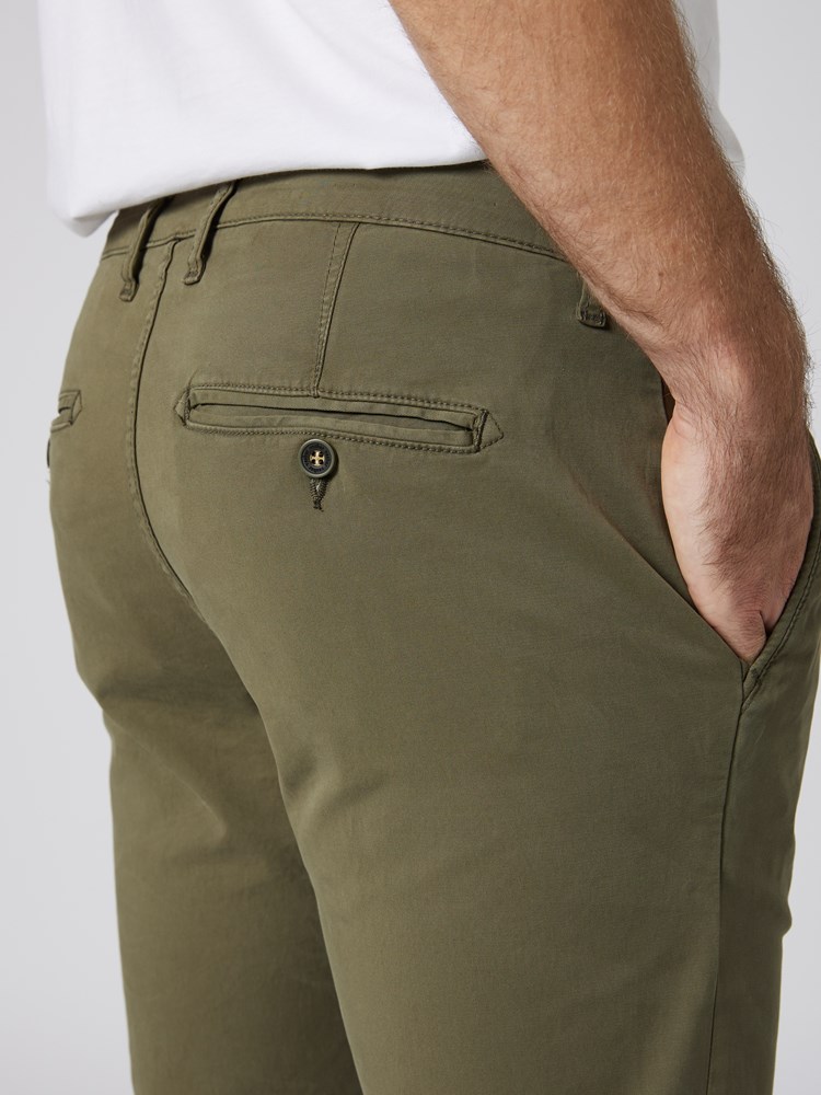 Aron chinos 7502696_GMR-VESB-S23-details_chn=vic_7625.jpg_