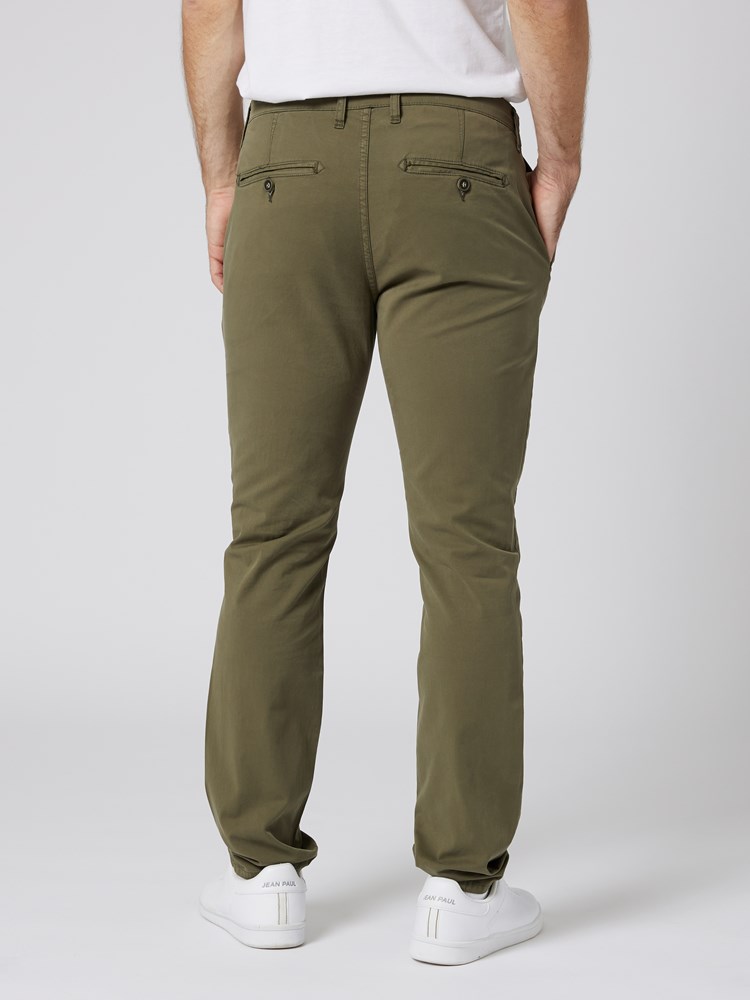 Aron chinos 7502696_GMR-VESB-S23-Modell-Back_chn=vic_1404.jpg_Back
