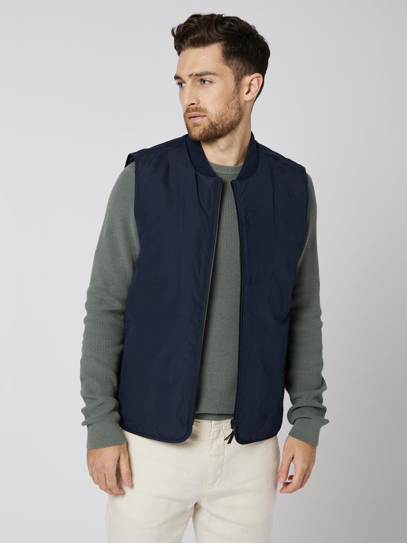 Cooper vest EM6