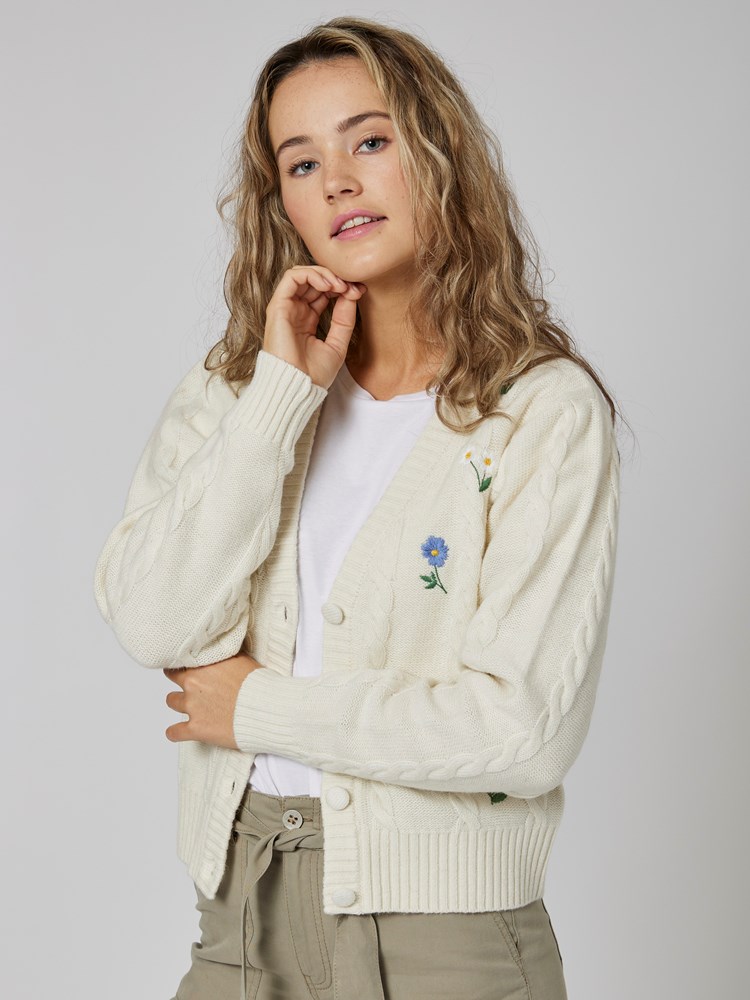 Bloom cardigan 7502867_O79-MELL-S23-Modell-Front_chn=vic_180_Bloom cardigan O79 7502867.jpg_Front||Front