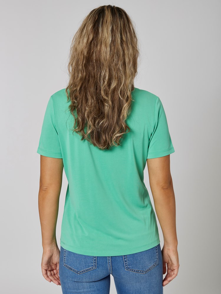Andrea topp 7502890_GJB-MELL-S23-Modell-Back_chn=vic_7563_Andrea topp GJB 7502890.jpg_Back||Back