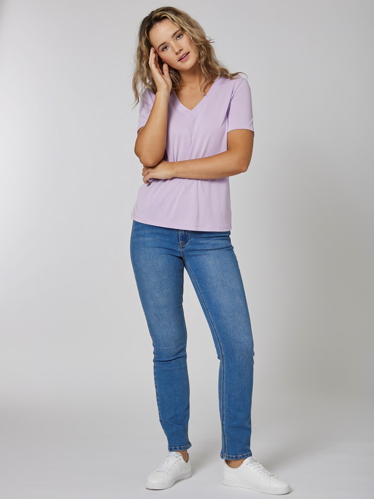 Andrea topp 7502890_R22-MELL-S23-details_chn=vic_2626_Andrea topp R22 7502890.jpg_