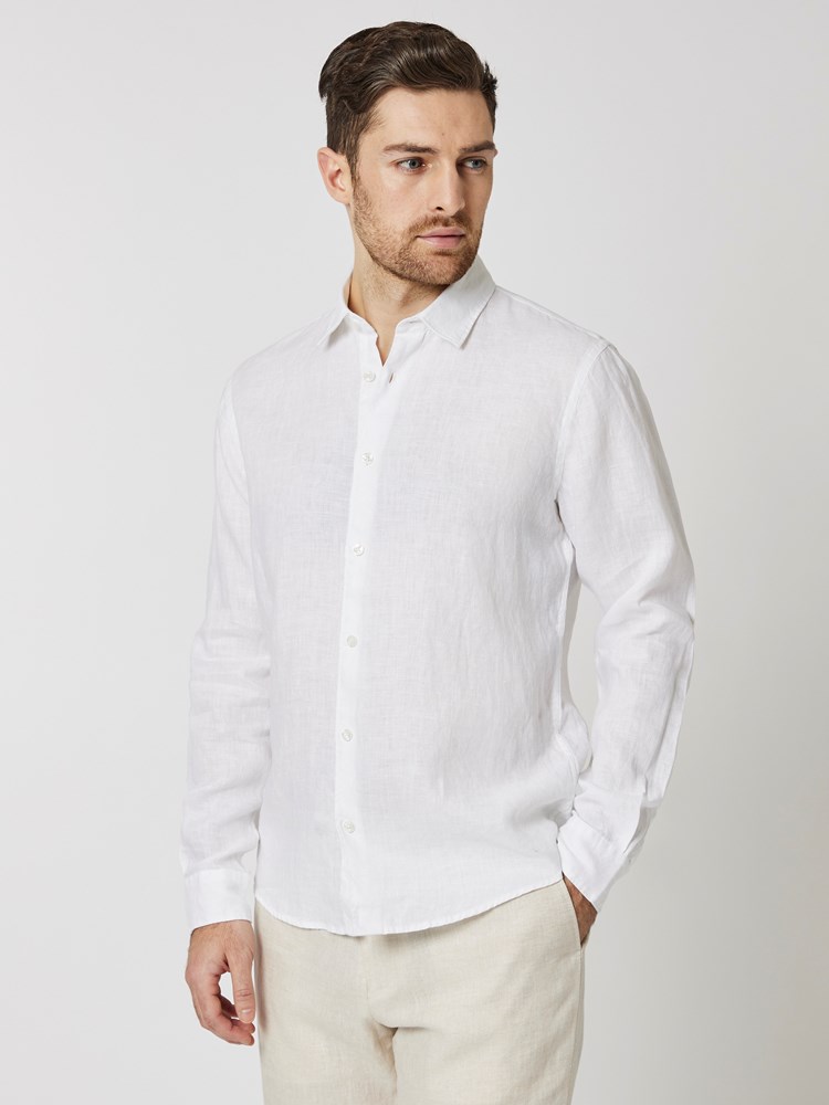 Conrad linskjorte 7502955_O68-VESB-H23-Modell-Front_chn=vic_9905.jpg_Front||Front