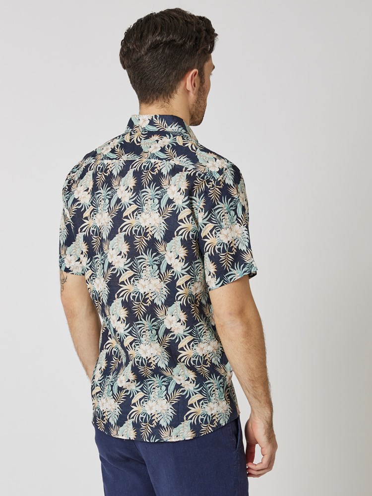 Carter linskjorte 7502962_EM6-VESB-H23-Modell-Back_chn=vic_3818.jpg_Back||Back