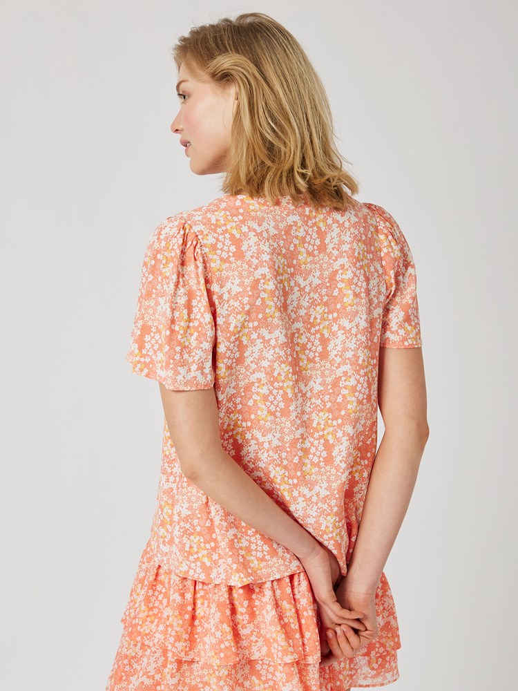 Florence bluse 7503093_MNH-MELL-H23-Modell-Back_chn=vic_4539_Florence bluse MNH_Florence bluse MNH 7503093.jpg_Back||Back