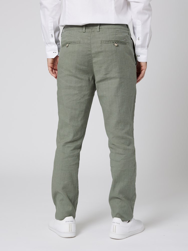 Carl chinos 7503095_GTE-VESB-S23-Modell-Back_chn=vic_2435.jpg_Back||Back