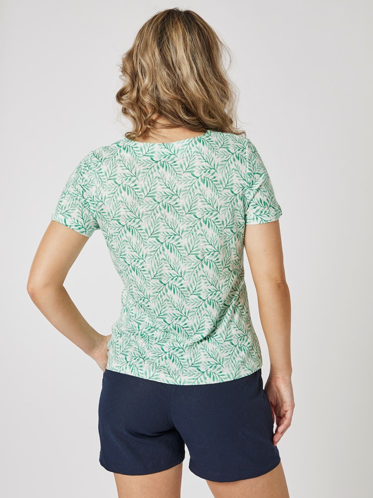 Linnea t-skjorte 7503099_GFT-MELL-H23-Modell-Back_chn=vic_3041_Linnea t-skjorte GFT_Linnea t-skjorte GFT 7503099.jpg_Back||Back