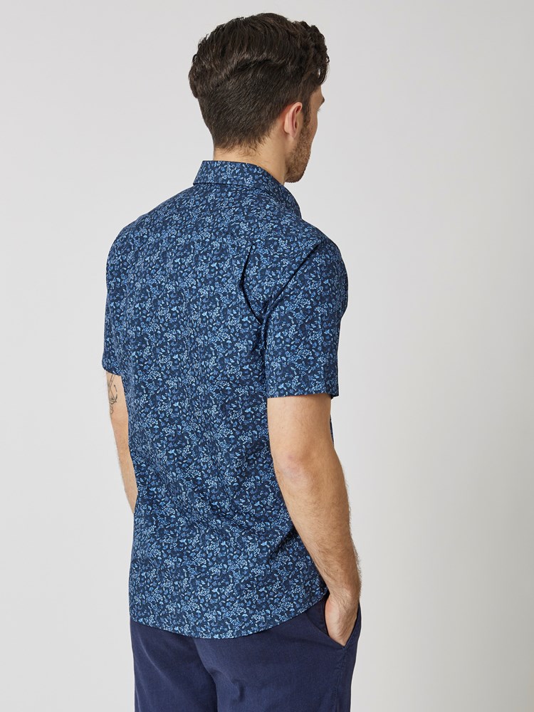 Santo skjorte 7503190_EM6-VESB-H23-Modell-Back_chn=vic_5482.jpg_Back||Back