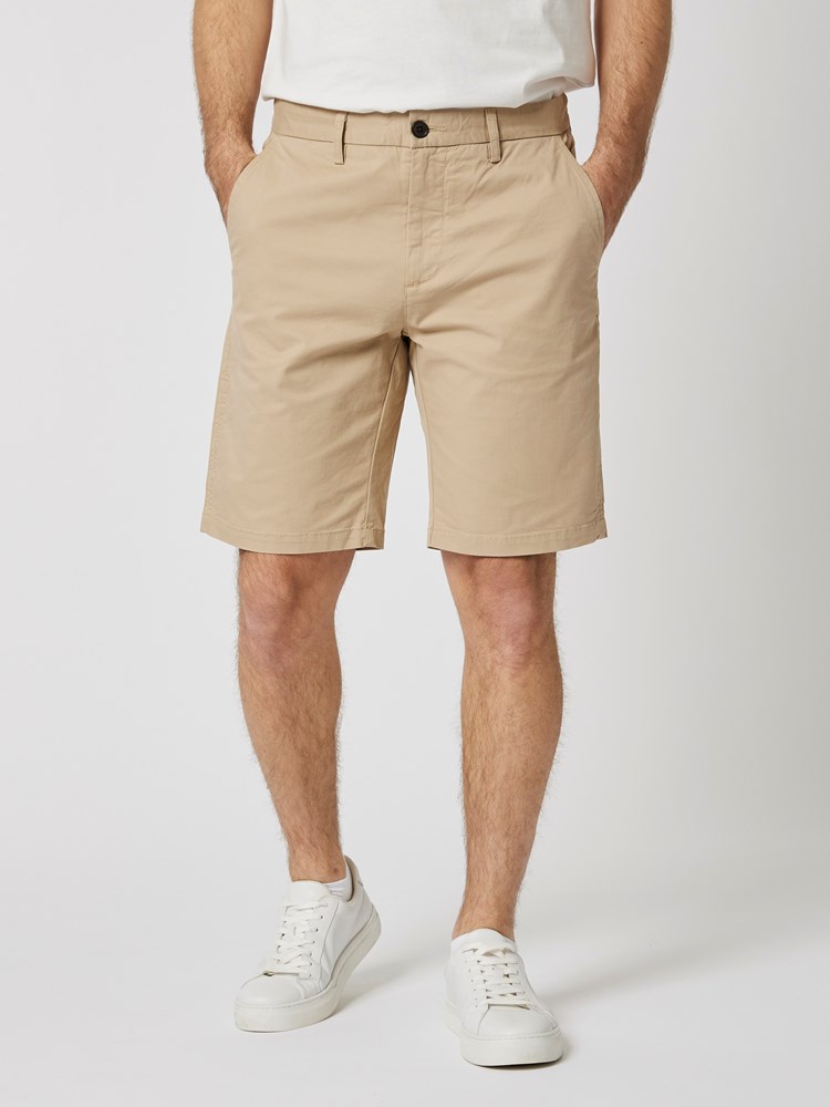 Crew chino shorts 7503247_APX-MRCAPUCHIN-H23-Modell-Front_chn=vic_7623_Crew chino shorts APX.jpg_Front||Front
