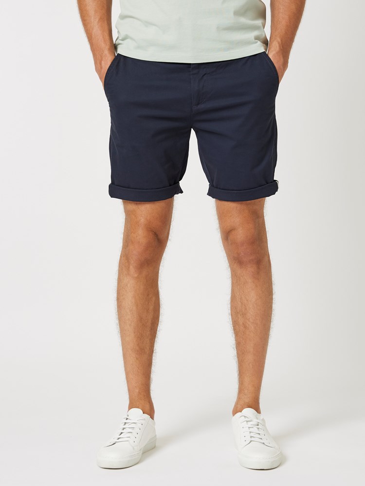 Crew chino shorts 7503247_C27-MRCAPUCHIN-H23-Modell-Front_chn=boys_264_Crew chino shorts C27.jpg_Front||Front