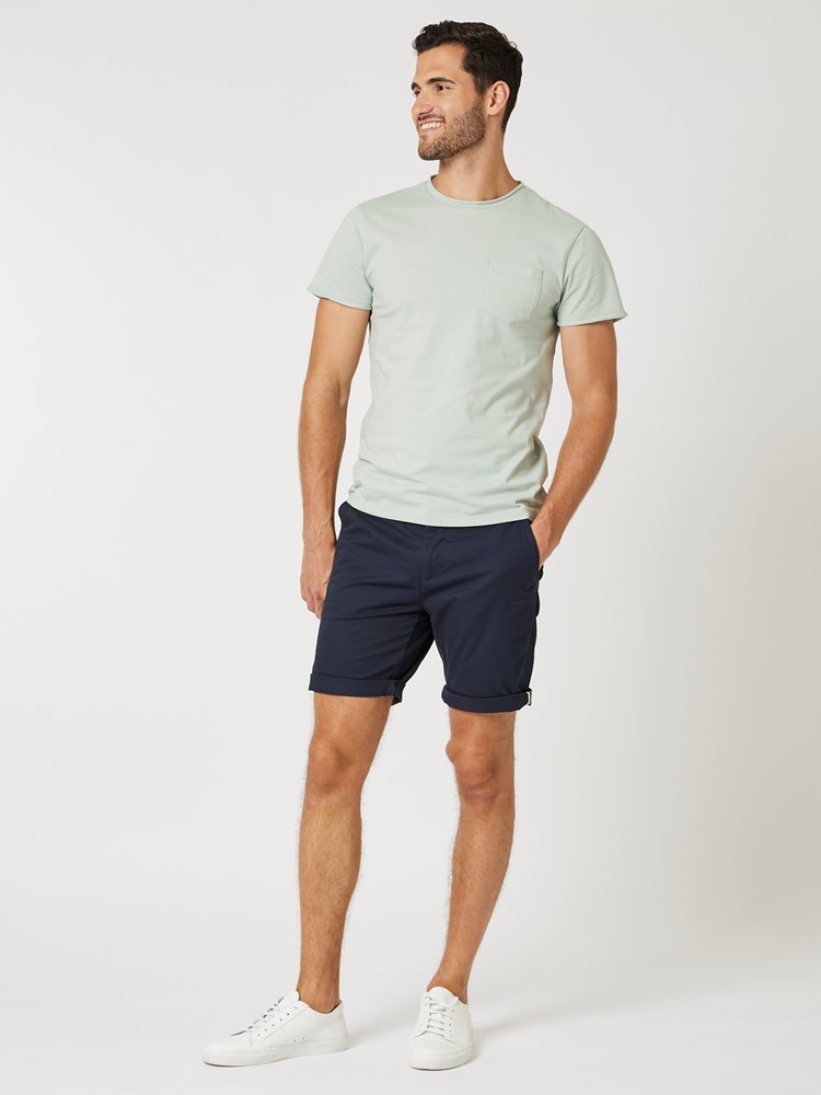 Crew chino shorts 7503247_C27-MRCAPUCHIN-H23-Modell-Front_chn=boys_9007_Crew chino shorts C27.jpg_Front||Front