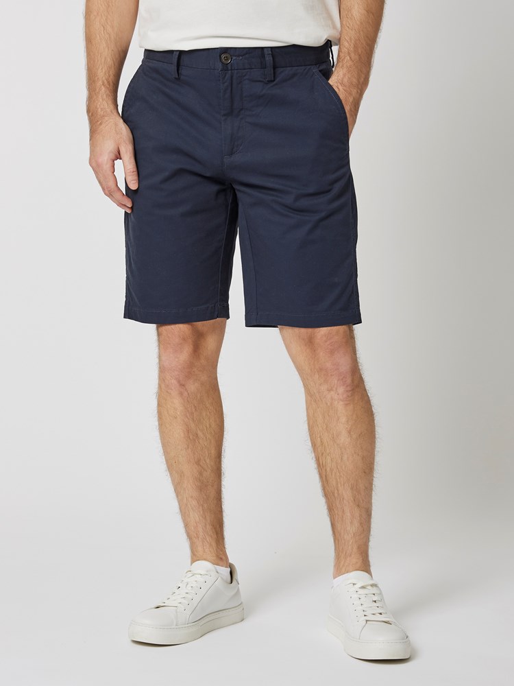 Crew chino shorts 7503247_C27-MRCAPUCHIN-H23-Modell-Front_chn=vic_6754_Crew chino shorts C27.jpg_Front||Front