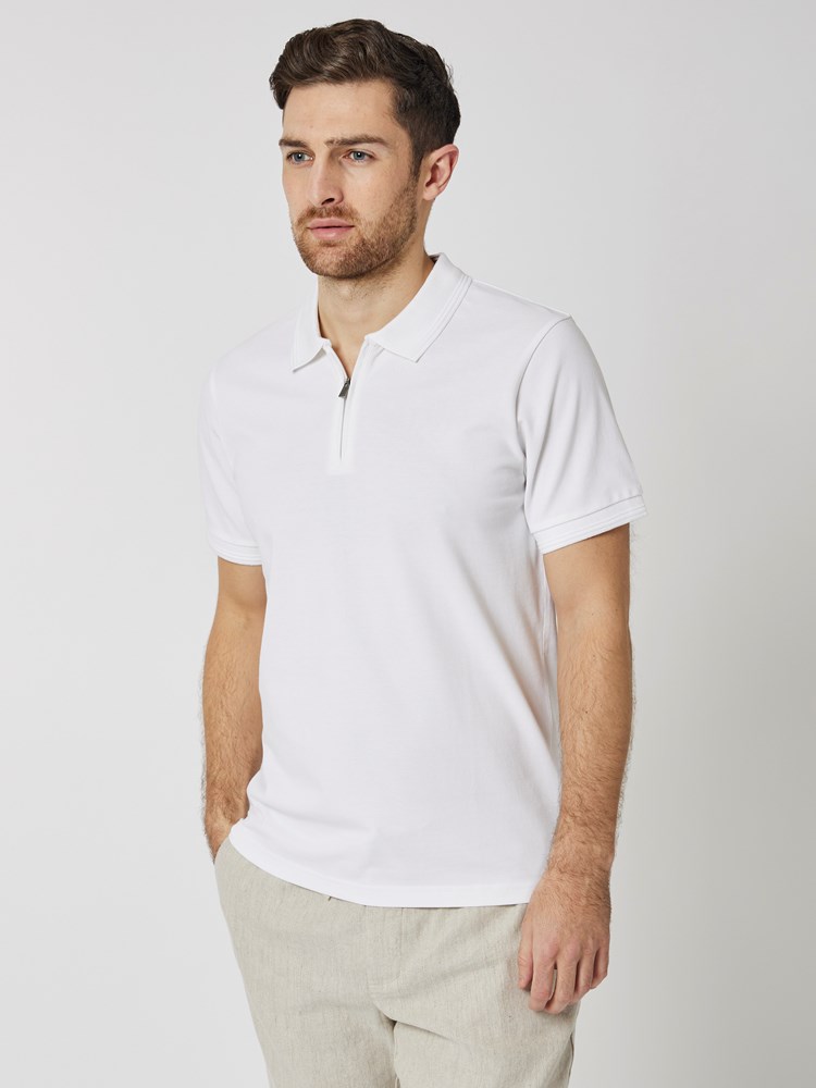 Connery Pique 7503276_O68-VESB-H23-Modell-Front_chn=vic_6963.jpg_Front||Front