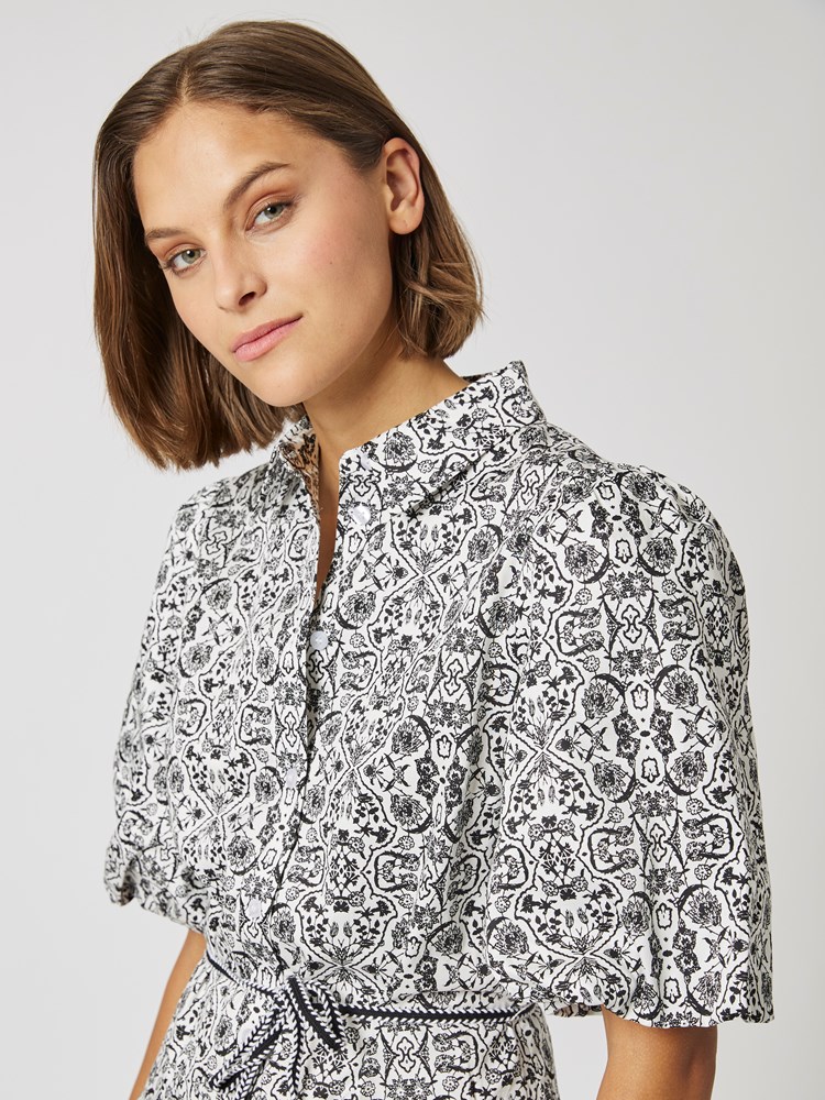 Dancia kjole 7503290_CAB-DONNA-H23-details_chn=vic_1031.jpg_