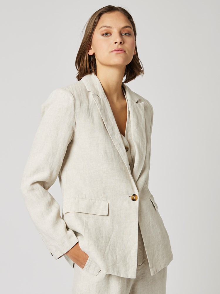 Lou linblazer 7503352_AQG-BLU-H23-Modell-Front_chn=vic_9969_Lou linblazer AQG_Lou linblazer AQG 7503352.jpg_Front||Front