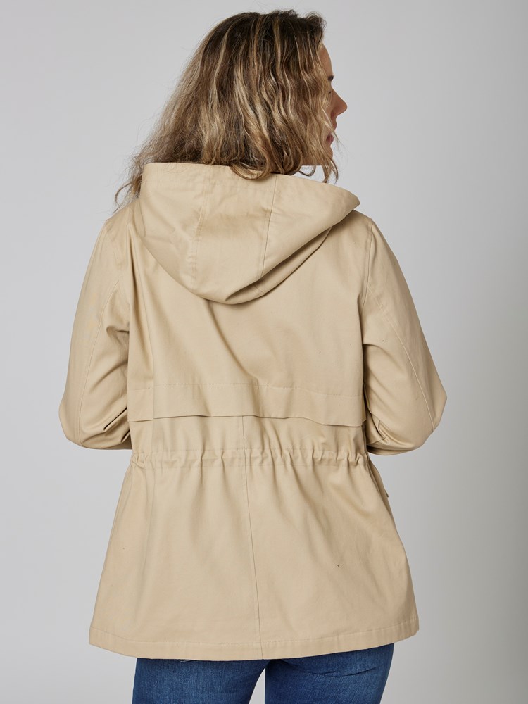 Valeria jakke 7503419_A9C-MELL-S23-Modell-Back_chn=vic_7166_Valeria jakke A9C_Valeria jakke A9C 7503419.jpg_Back||Back