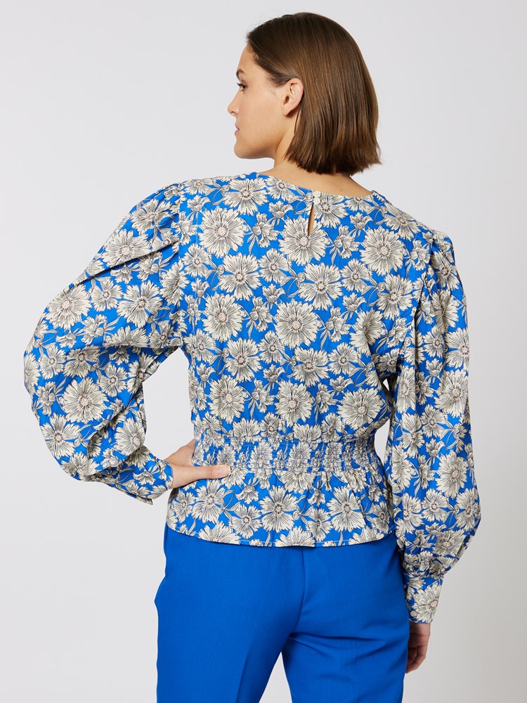 Bay bluse 7503441_EOV-BLU-S23-Modell-Back_chn=vic_7256_Bay bluse EOV 7503441.jpg_Back||Back
