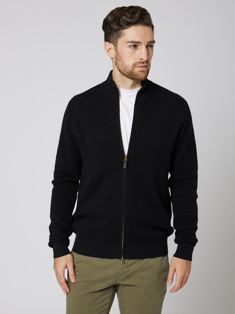 Ethan cardigan 7503446_CAB-VESB-S23-Modell-Front_chn=vic_9677.jpg_Front||Front