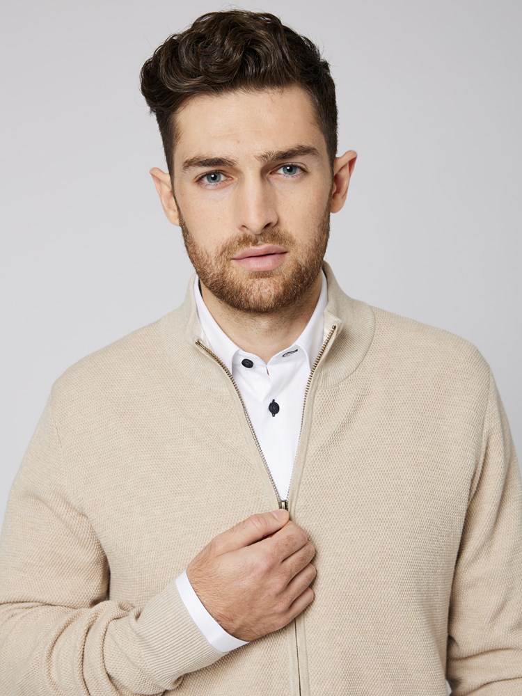 Ethan cardigan 7503446_I3D-VESB-S23-details_chn=vic_573.jpg_
