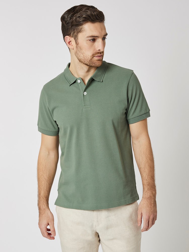 Javier pique 7503457_GNS-VESB-H23-Modell-Front_chn=vic_8687.jpg_Front||Front