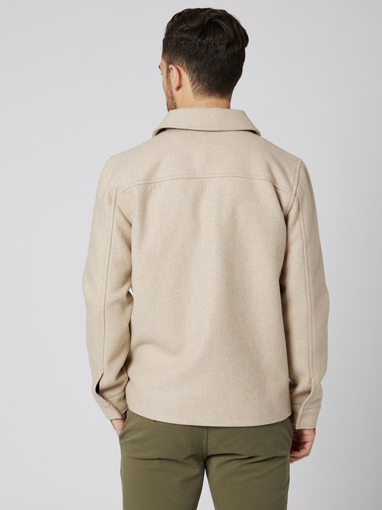 Luke skjortejakke 7503470_APY-VESB-S23-Modell-Back_chn=vic_3065.jpg_Back||Back
