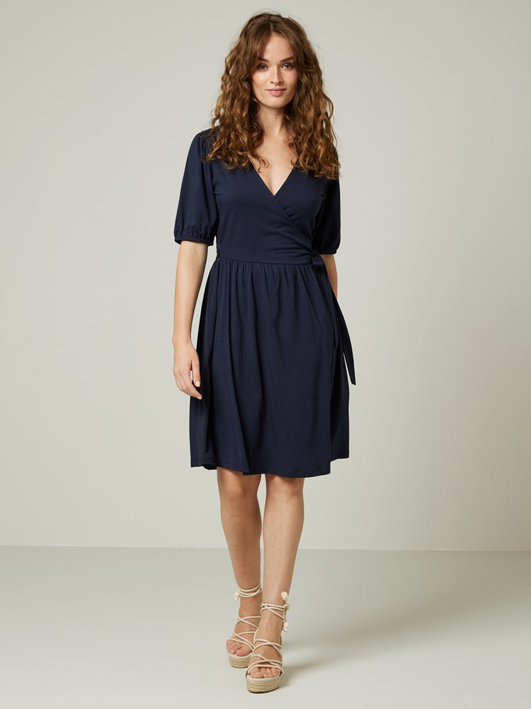 Lydia kjole 7503491_EM6-JEANPAUL-H23-Front_1490_Lydia kjole_Lydia kjole EM6 7503491_Lydia kjole 7503491.jpg_Front||Front