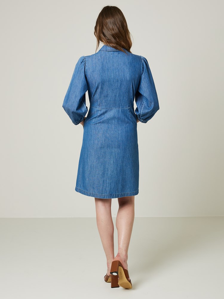Betty kjole 7503506_ECL-JEANPAUL-S23-Modell-Front_3004_Betty kjole ECL 7503506.jpg_Front||Front