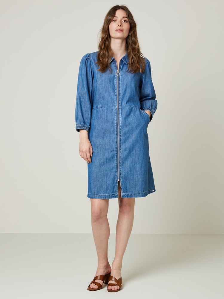 Betty kjole 7503506_ECL-JEANPAUL-S23-Modell-Front_8188_Betty kjole ECL 7503506.jpg_Front||Front