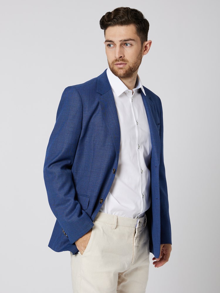 Jonathan blazer 7503510_EM6-VESB-S23-modell-front.jpg_Front||Front